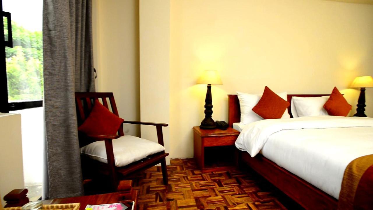Golden Temple Inn Kathmandu Luaran gambar